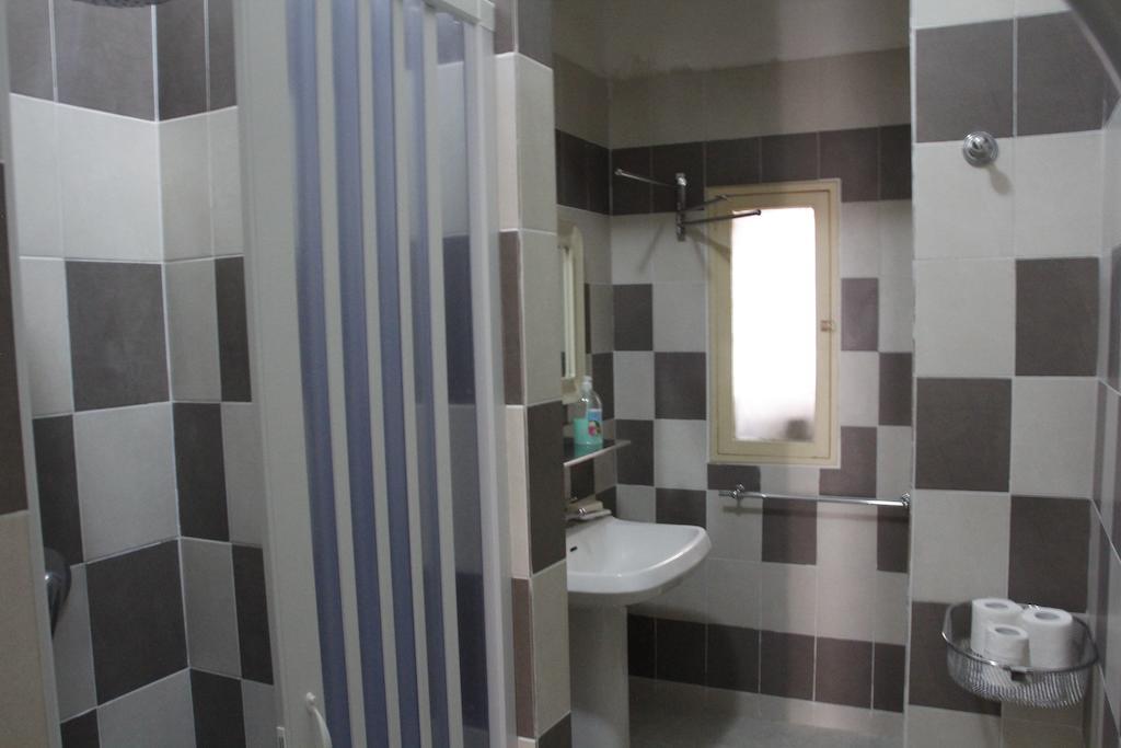 Youthhome B&B Neapol Pokoj fotografie